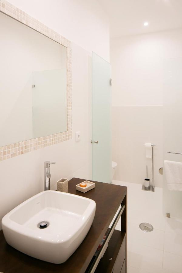 Classic & Super Central Apartment By Lovelystay Lisboa Екстериор снимка